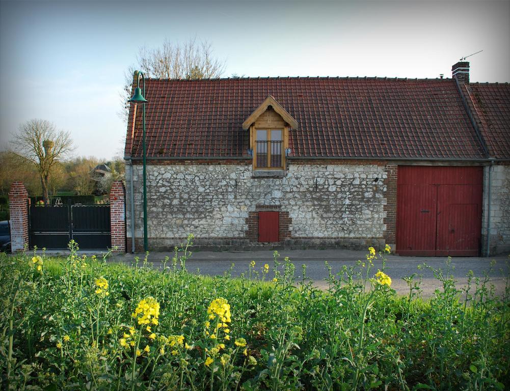 فيلا Chez Fifine Mont-Saint-Eloi الغرفة الصورة